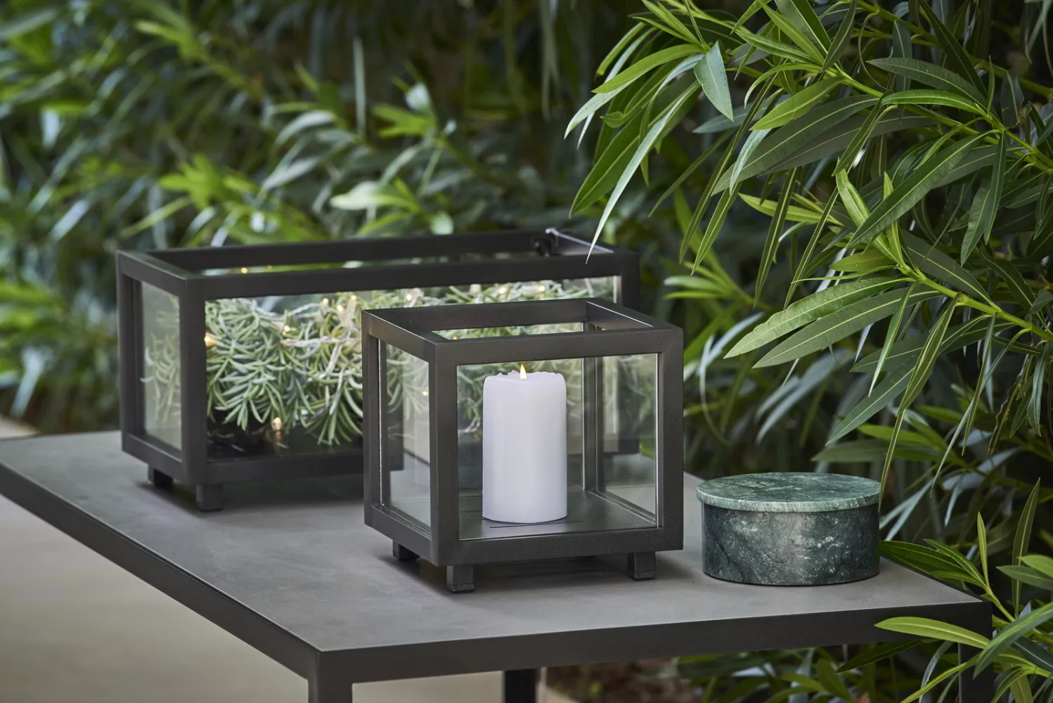 sandy|laterne-gartenlampe-cane-line-lightbox-klein_lava-grey-set-1.jpg